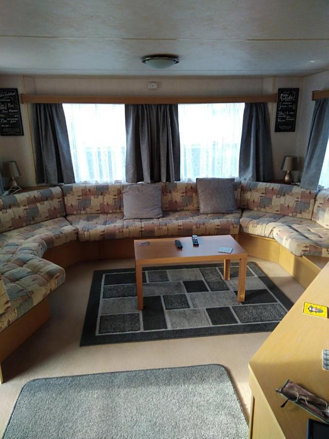 6 Birth Family Holiday Caravan Ingoldmells 10 Mins Walk To The Beach And Fantasy Island And Its Huge 7 Day Market,Easy Route To Skegness By Car Or Bus Bedding Provided Villa Exterior photo